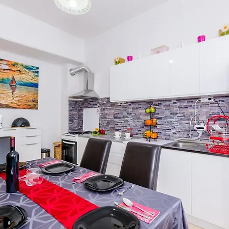 3 Bedroom With Terrace Σπίτι διακοπών