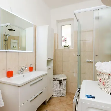 度假居 3 Bedroom With Terrace