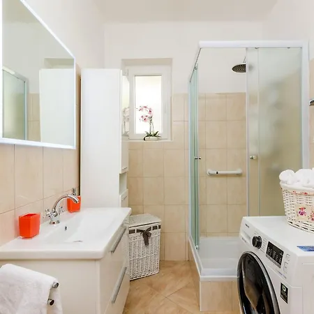 3 Bedroom With Terrace